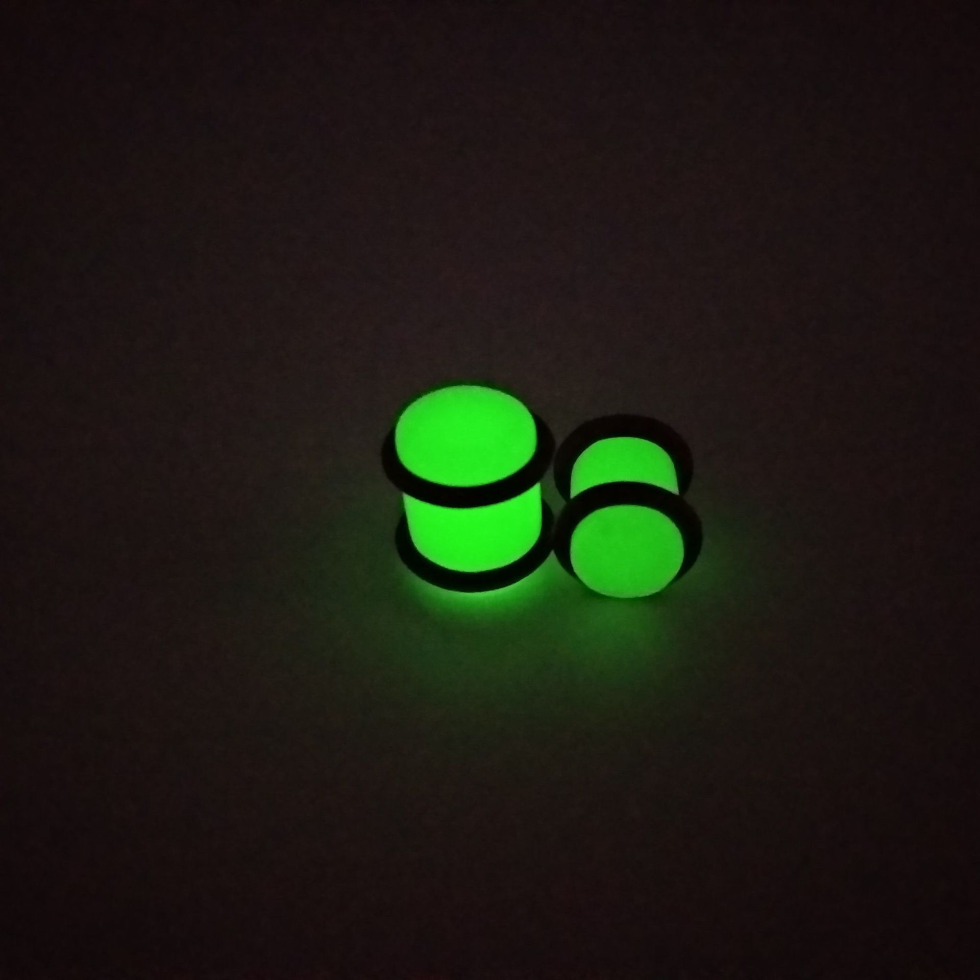 Acrylic Luminous Spike Ear Taper Expander - Geometric Body Jewelry for Ear Piercing detail image 10