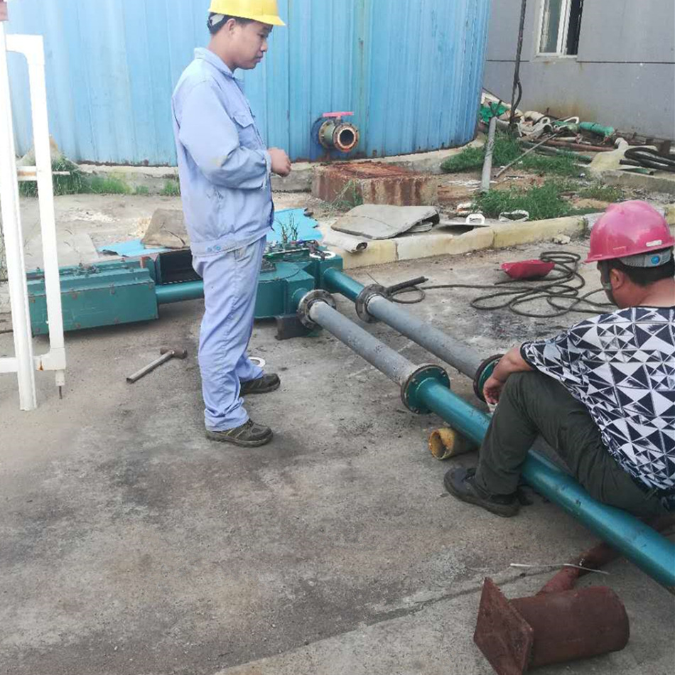 小颗粒状及小块状等散状物料的连续输送设备 密闭无尘管链输送机