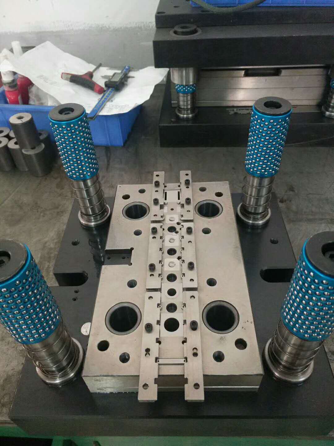 五金模具配件定制冲压件加工不锈钢弹片音叉片五金支架端子