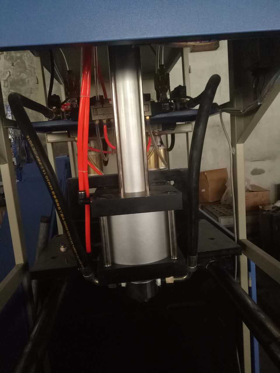 厂家供应半自动吹瓶机专用永城拉伸气缸LQB160*70*65*560