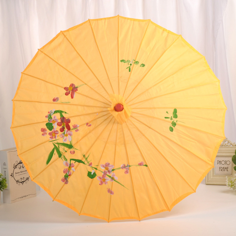 Wedding products, wedding products, wedding products, wedding products, wedding products, creative oil-paper umbrellas, silk cloth wooden handle umbrellas, Chinese-style ceiling decorative umbrellas, retro stage cheongsam performance craft umbrellas detail image 20