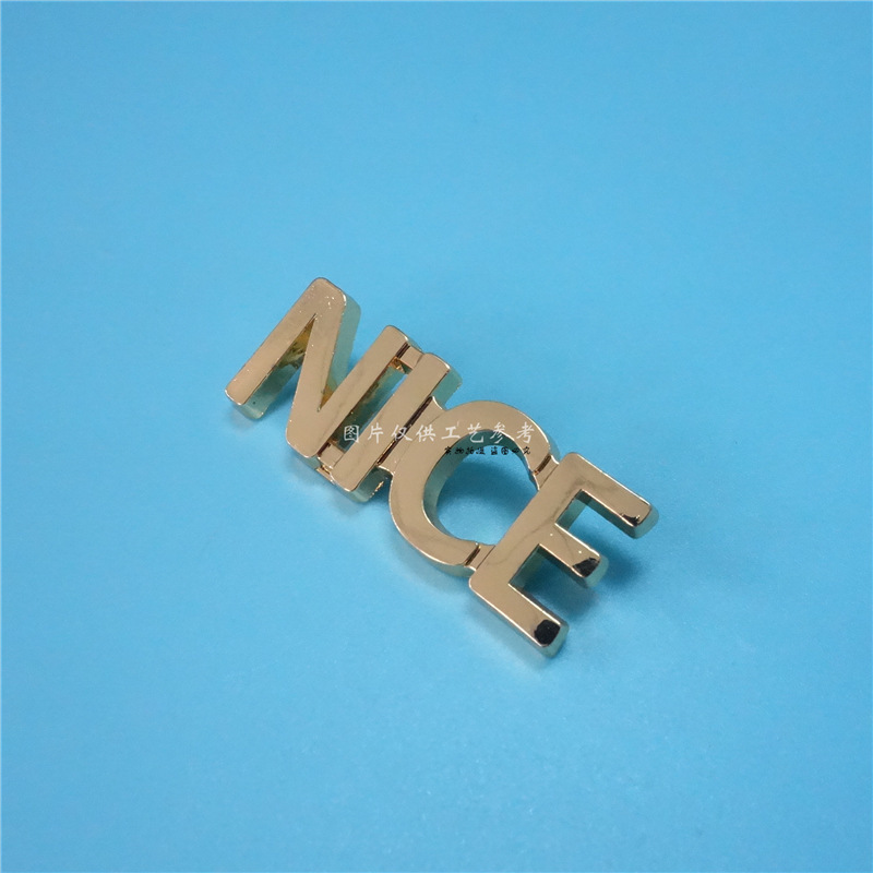 镂空金属标牌 压铸金属标牌定做批发 电镀金色字母标牌