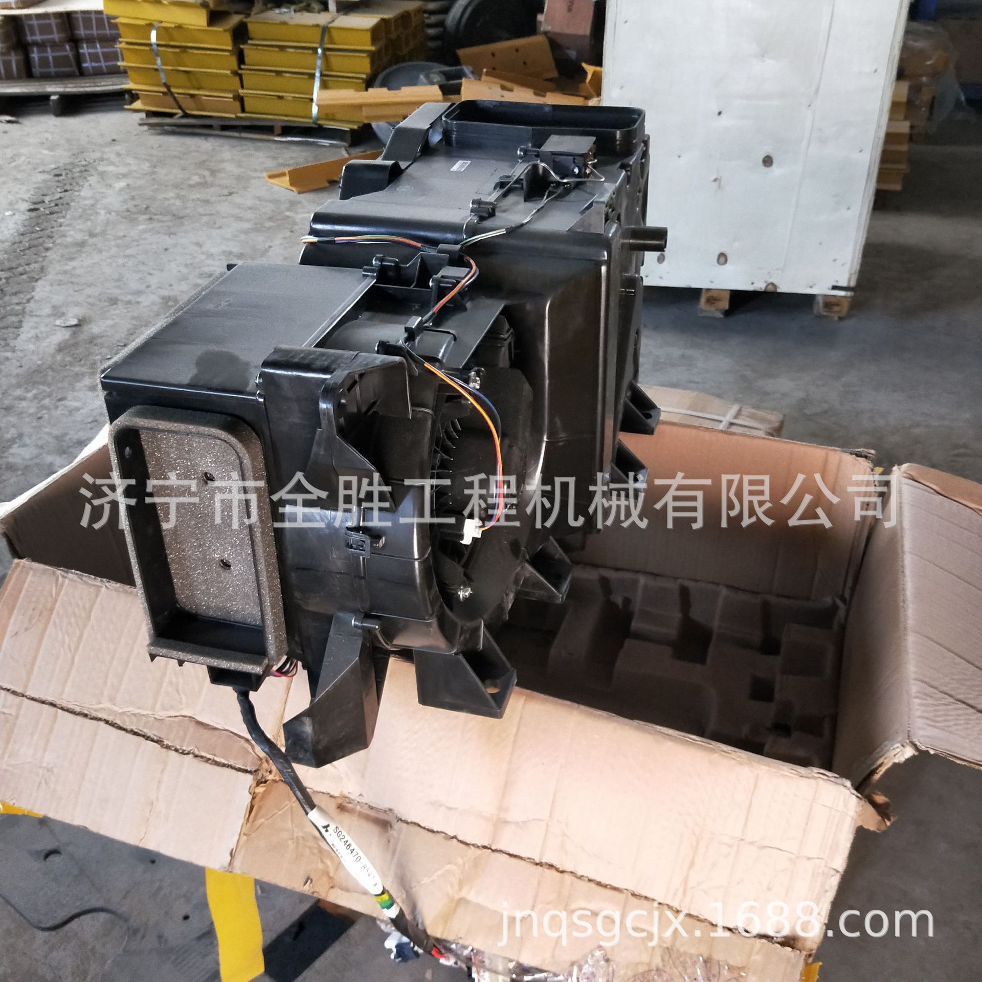 供应挖掘机CAT324D空调暖风箱总成  驾驶室座椅 链条 履带总成