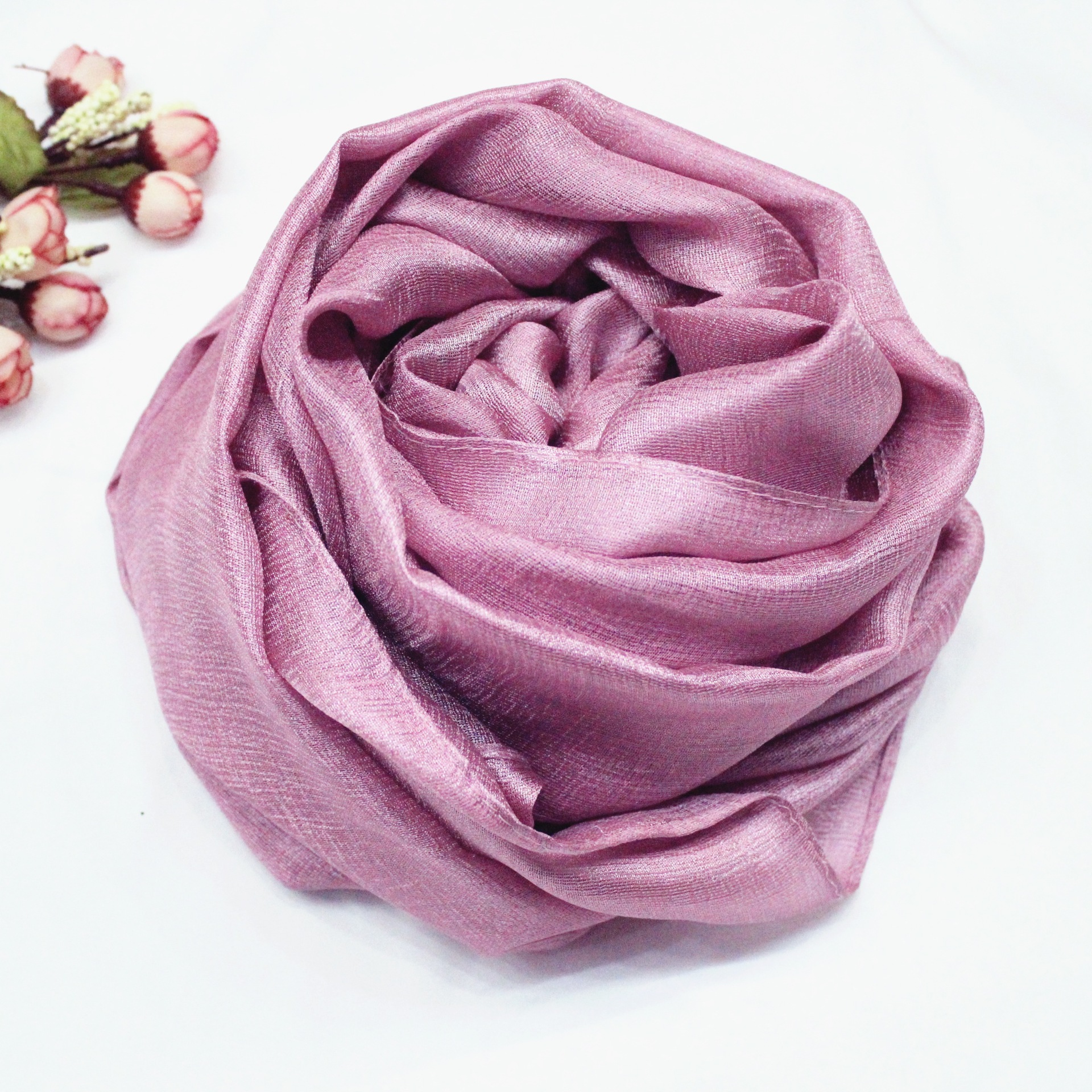 19 Spring new pattern Silk scarf Netherlands Flax Solid Pearl Super large size Silk scarf Beach towel Sunscreen scarf