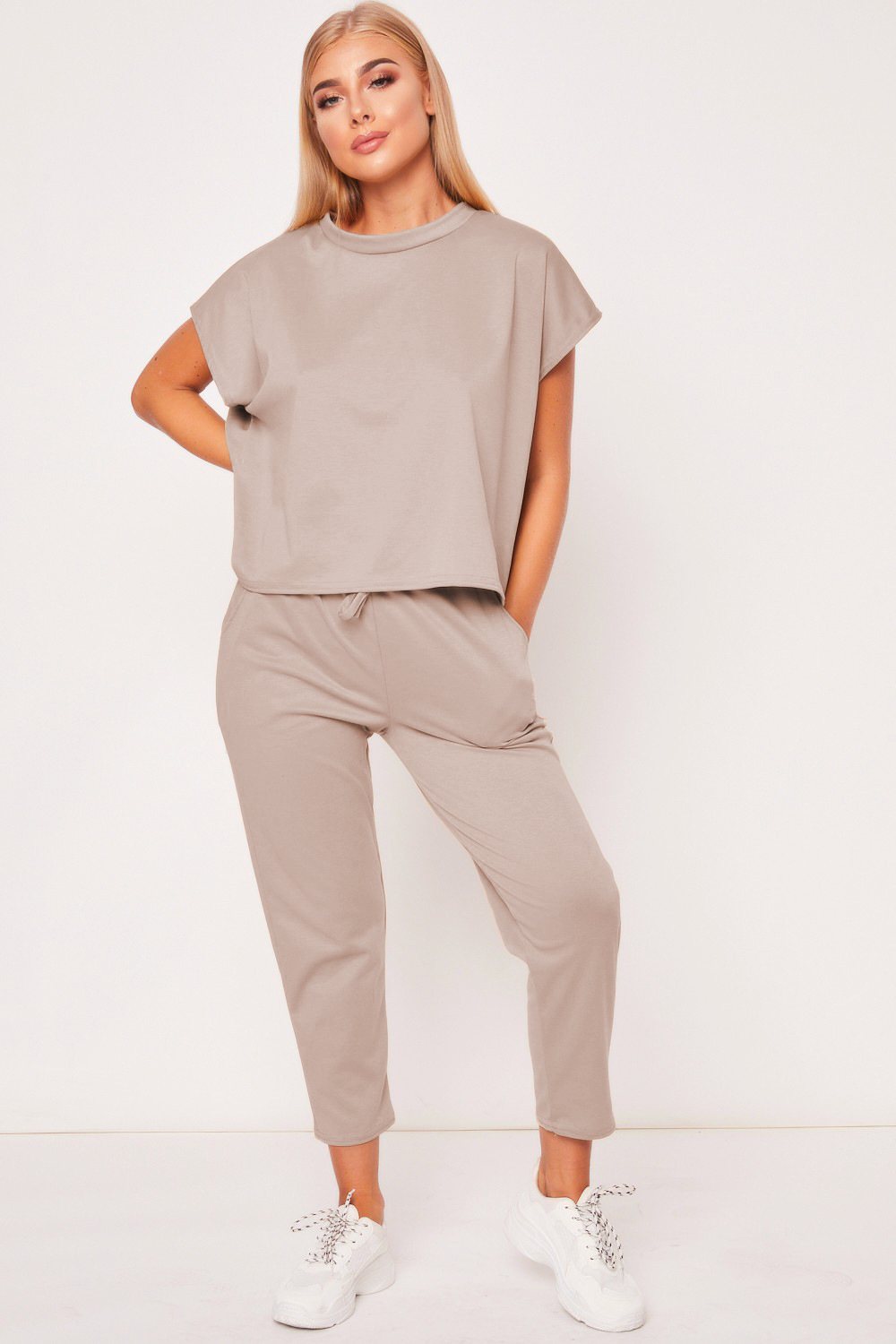 Costume femme - Ref 3334444 Image 31