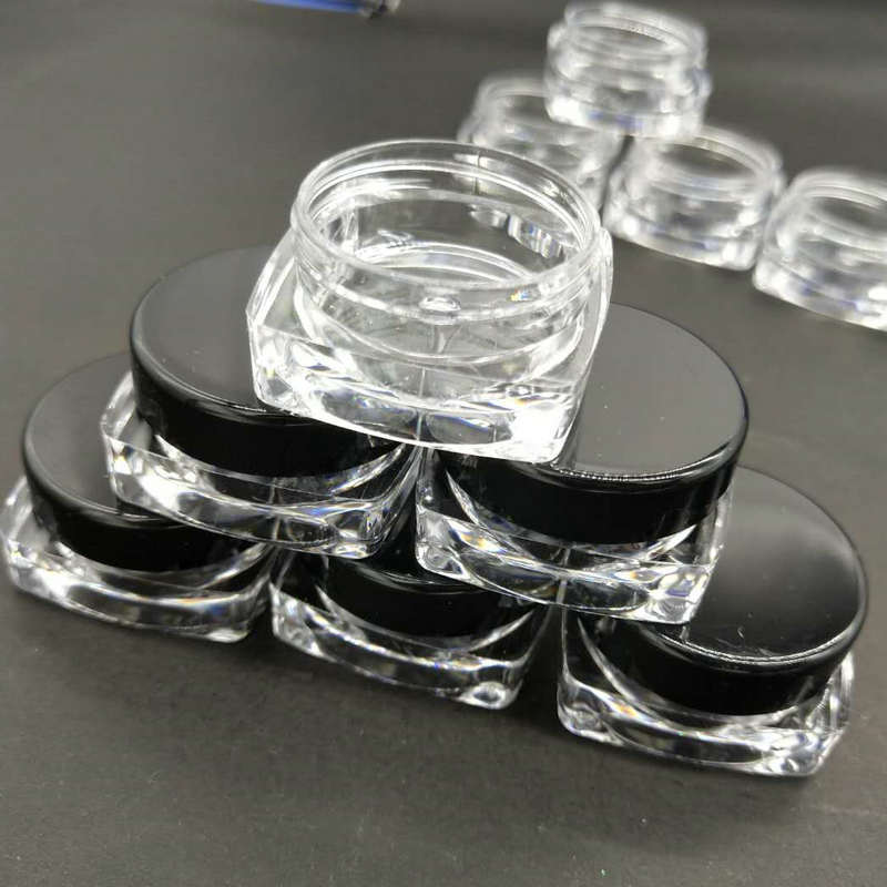 Manufacturer supplies 3g square gift box, eyeshadow, nail polish, glitter cosmetic sample packaging box, nail art box.