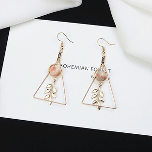 ���l���h�n�� ���|���~��ɫ�����Ύ׺ζ��h�o�������AŮ