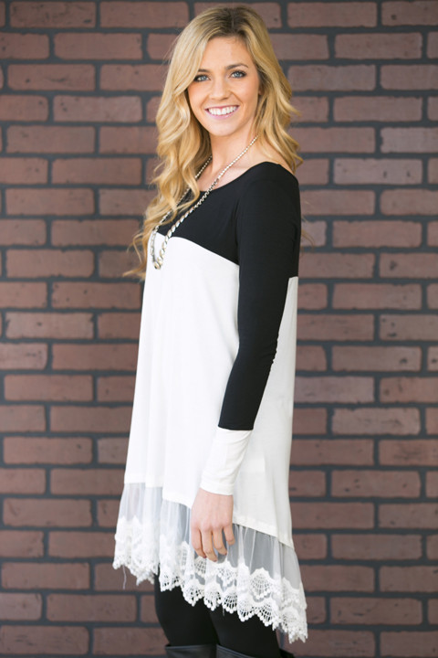 Fashion Long Sleeve Color Block Lace Panel Midi Dress Elegant Design Round Neck Two Color Options Perfect for Parties