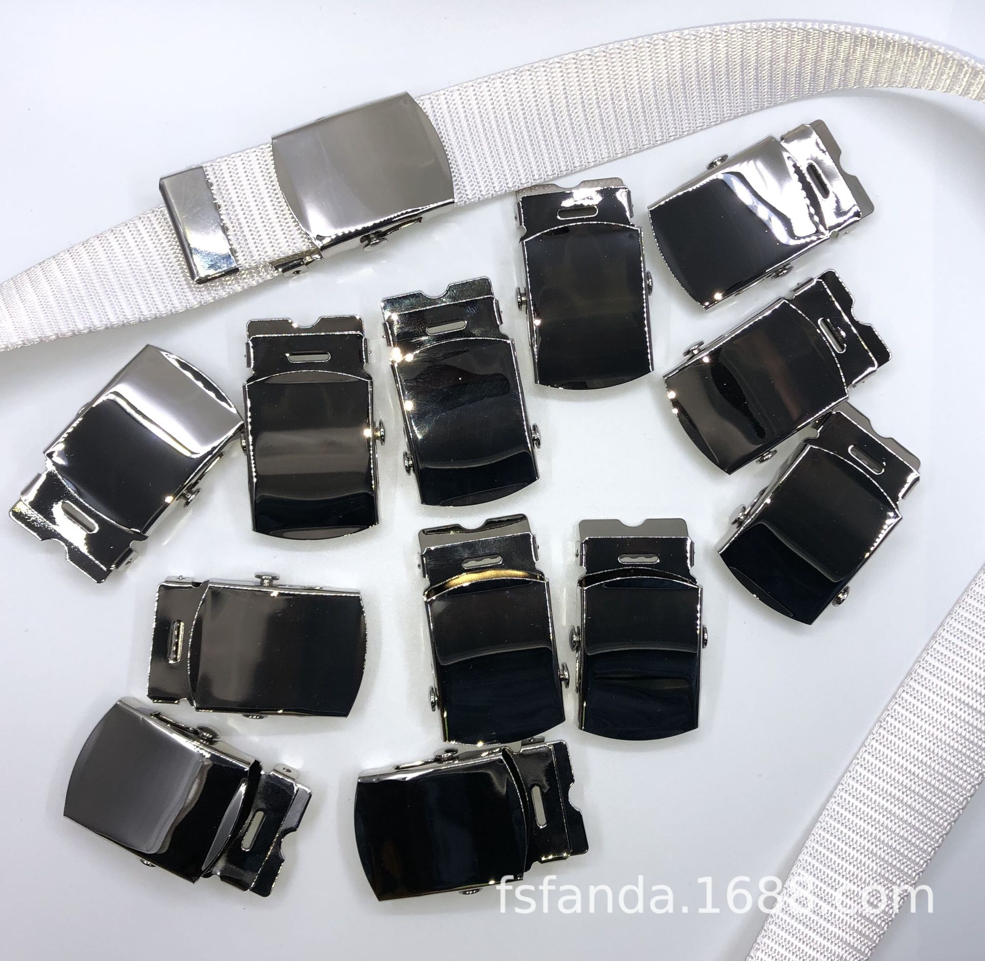 批發鋼鐵電鍍加工部隊服裝腰帶軍扣頭 加工定制帆布腰帶黃銅軍扣