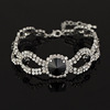 The new bracelet highlights the superb workmanship B009