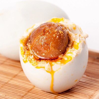 [Excellent Kazakhstan]Salted Duck Egg 60 single vacuum packing dust emission bulk snacks wholesale supermarket