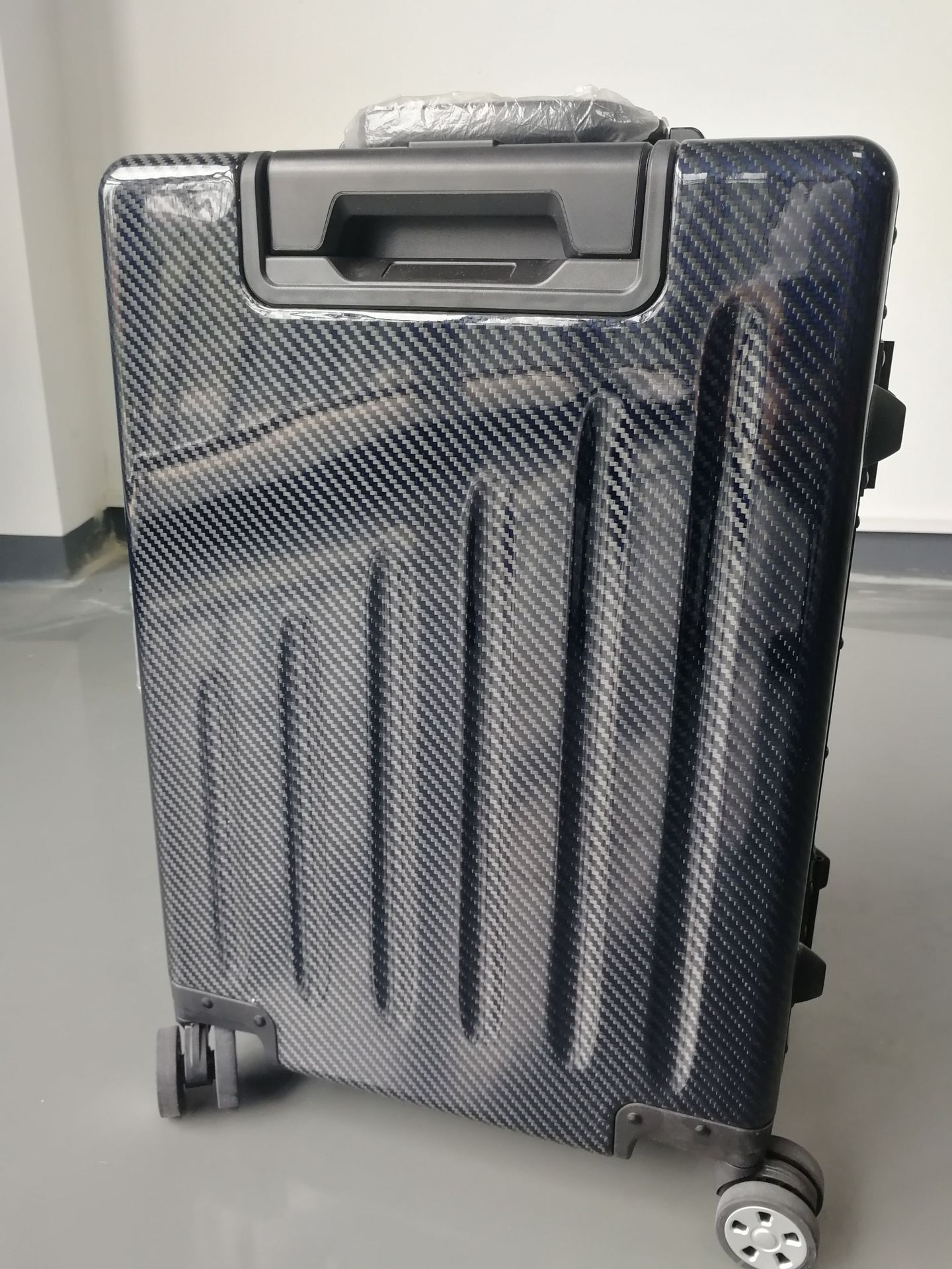 铝框拉杆箱_行李箱 铝框拉杆箱 20寸铝合金 厂家专业生产定制 - 阿里巴巴