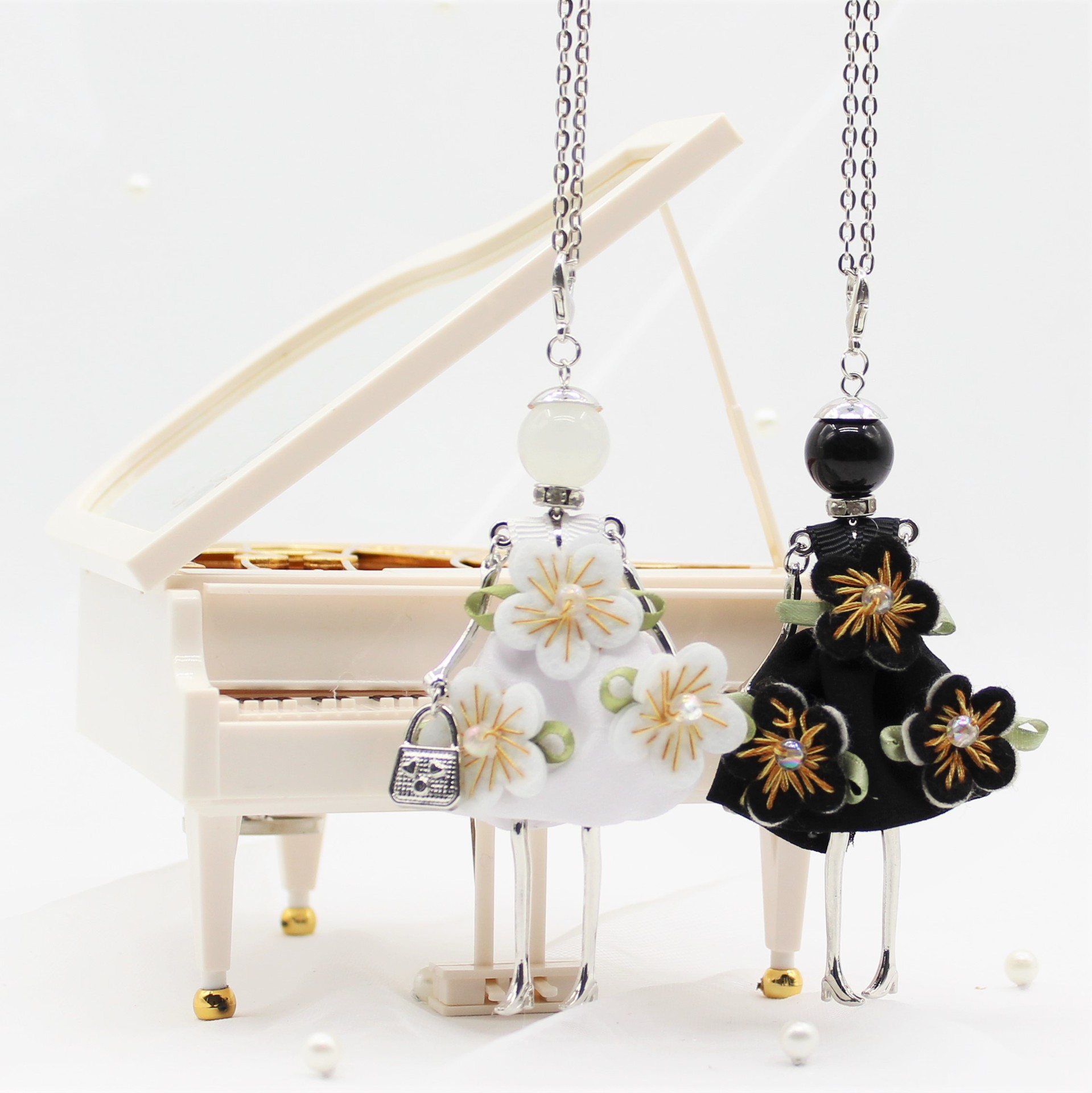 2018新款韩学院风甜美裙摆女孩娃娃百搭装饰项链布艺长款项链