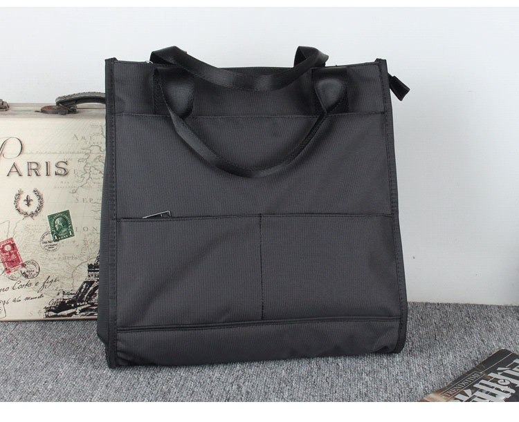 Men's Solid Color Nylon Zipper Handbag display picture 1