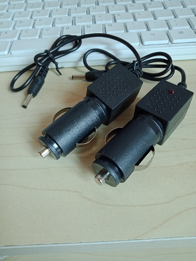 强光手电筒充电器车充 18650锂电池车载充电器大头充电器