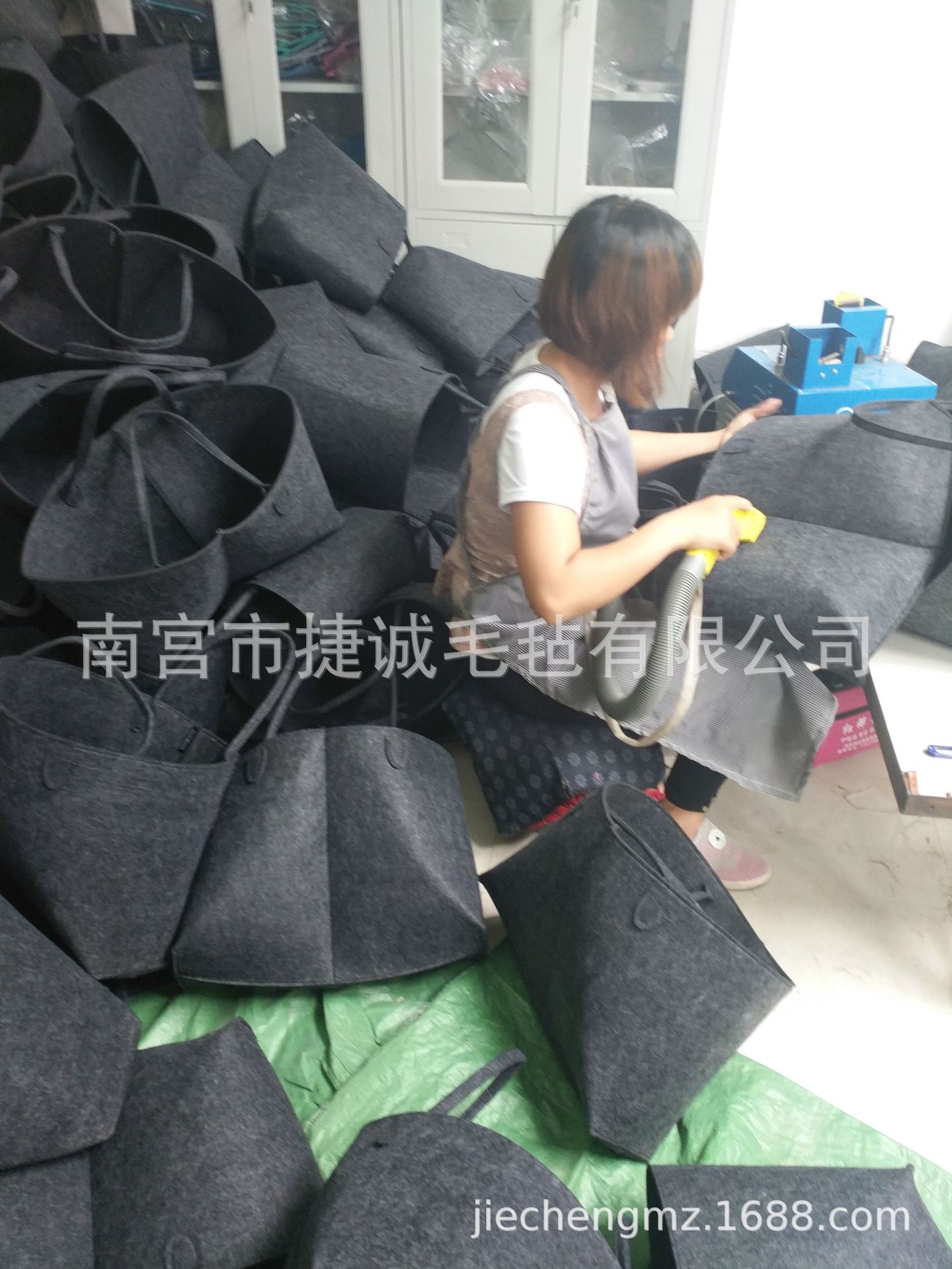 79BCF59E1B222CA638FCB57CE15188