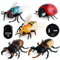 Prank Toys Remote Control Honeybee Fly Ladybug Creative Novelty Gift Mischief Prank Infrared Scary Toy