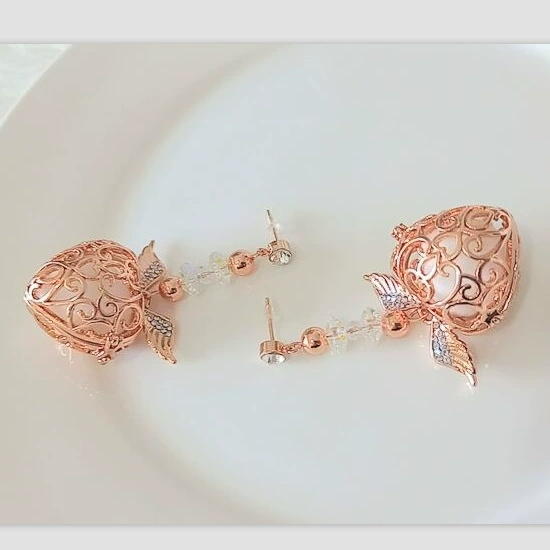 Серебряное украшение?