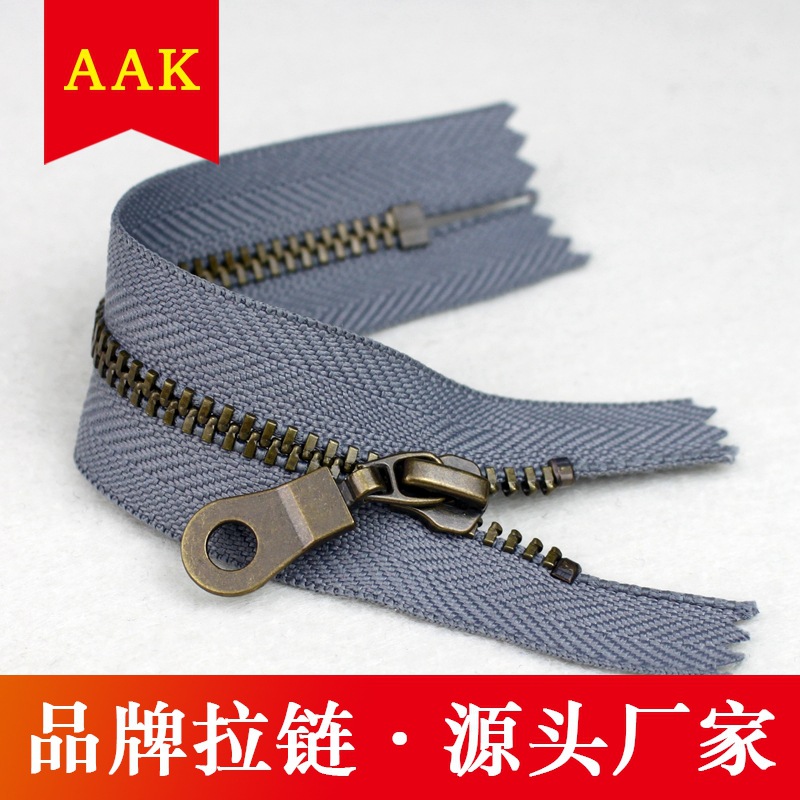 专业销售4#古铜Y牙闭尾AAK拉链 4号金属品质装饰方牙码装拉链
