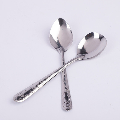 厂价批发圆头不锈钢勺子儿童饭勺长柄尖头加厚学校幼儿园食堂餐具