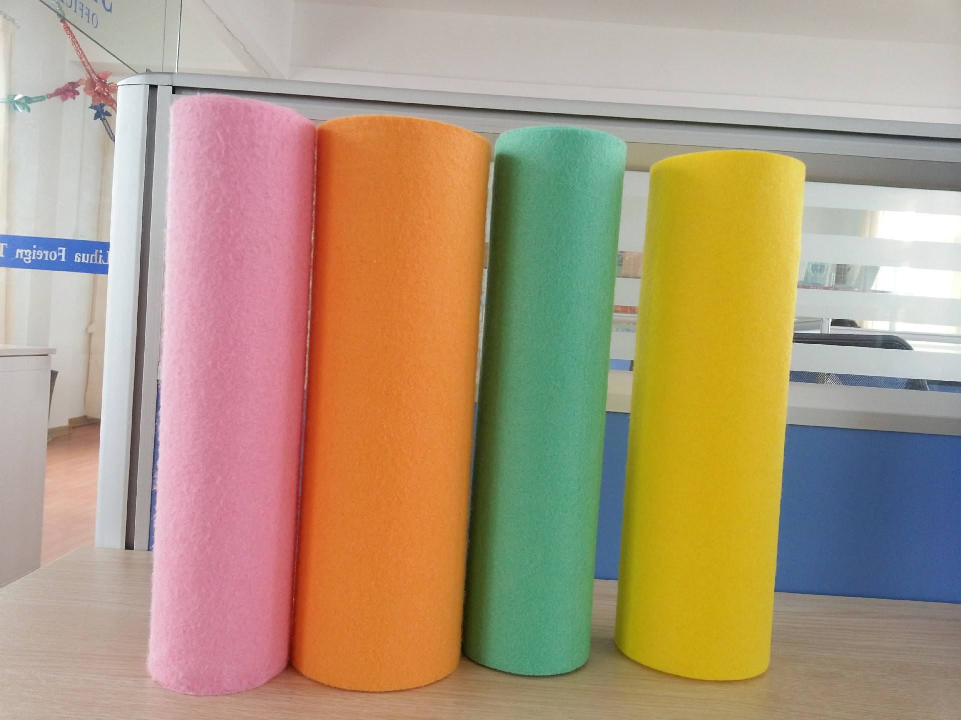 厂家销售60克无纺布80克无纺布料多种颜色尺寸聚丙烯pp不织布