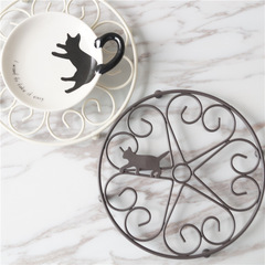 Adorable Cat Iron Trivet Creative Insulated Mat Portable Heat Resistant Dining Mat Plate Stand Anti-Scald Tray Ornament