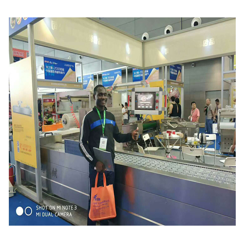 全自动四边封真空包装机 铝箔膜封口机 大型真空包装机生产厂家