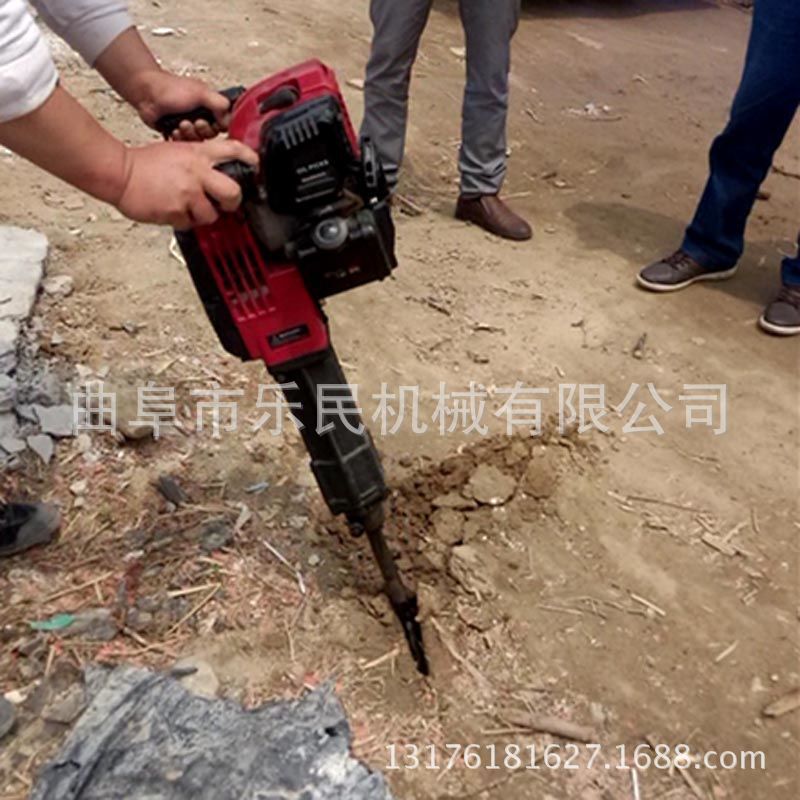 挖樹(shù)機(jī)