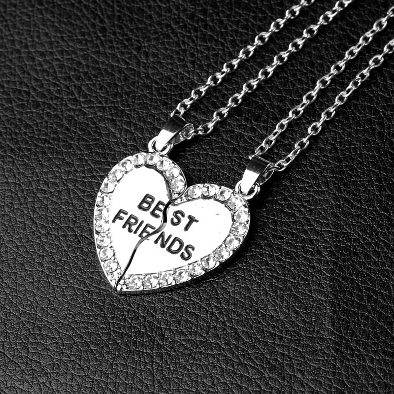 20g Weight Necklace Classification Wedding, Travel Occasion Alloy Material Letter Pattern Women'S Gender Plating Design Fashion Style Gold, Silver Color Fashion Letter Alloy Wholesale Pendant Necklaces 2