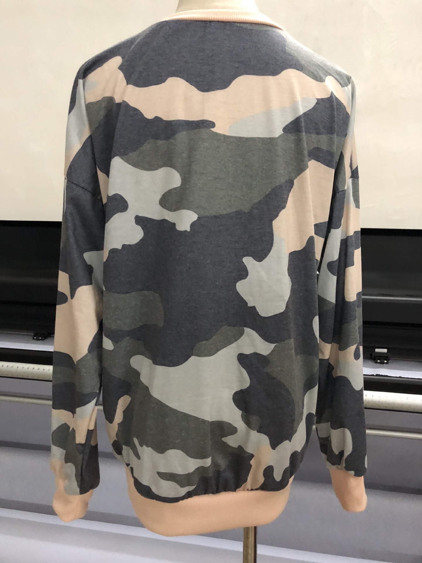 Title 14, Autumn And Winter Print Round Neck Long-sleeved...