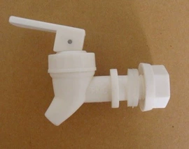 水龙头;冷水壶;注塑加工