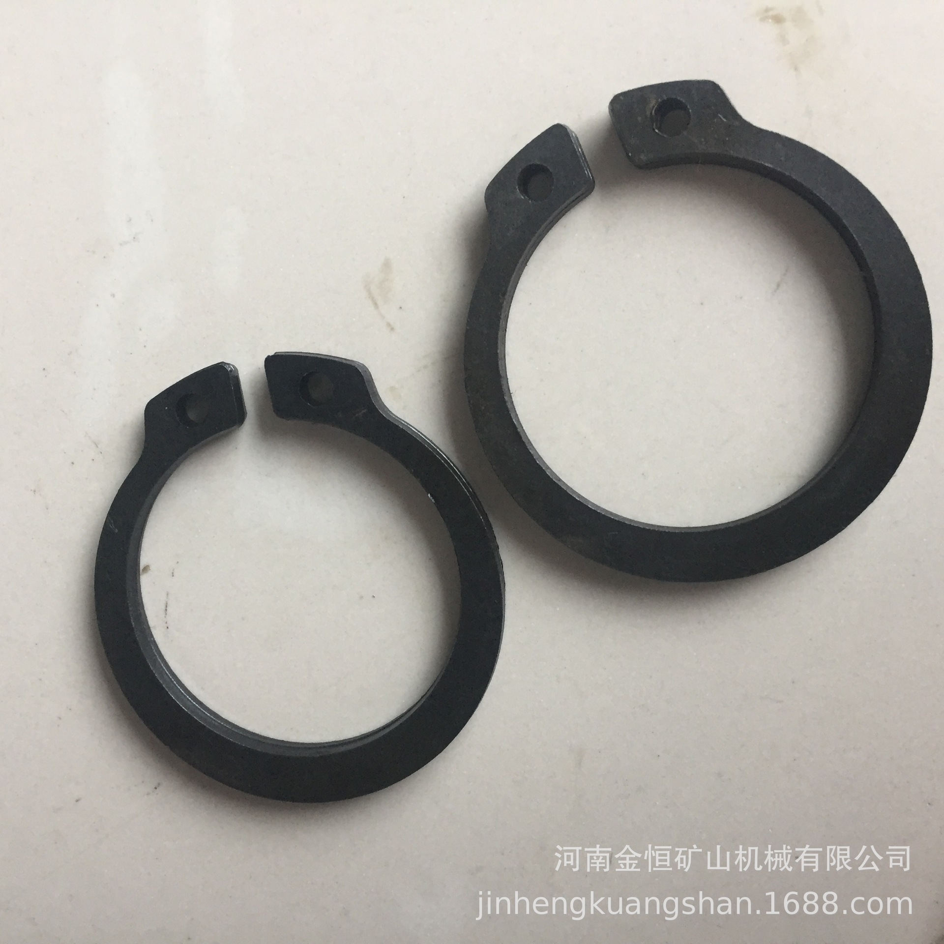 油缸卡环挡圈怎么安装,挡圈安装示意图,挡圈安装方向有讲究吗_大山谷图库