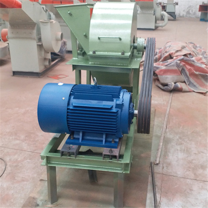 厂家直销小型全自动园林树枝玉米芯粉碎机 移动式海绵打碎机