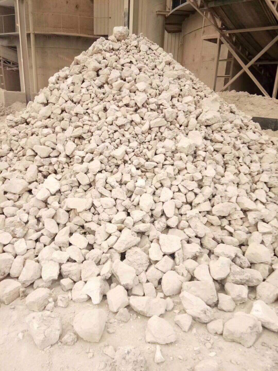 现货供应 工地打地基回填白灰 三七灰 修高速白灰块 河北白灰批发-阿里巴巴