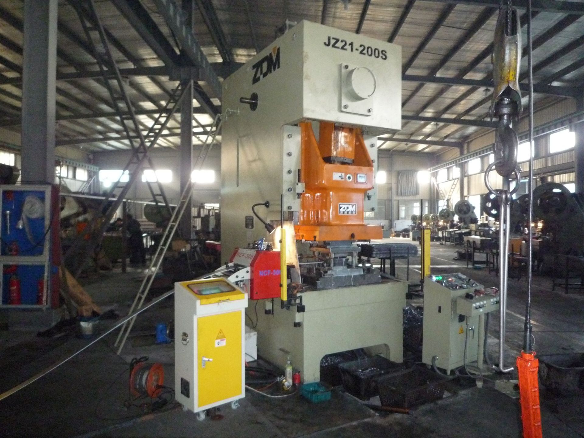 上海数控送料机 伺服滚轮送料机 nc自动送料机 卷料冲压送料机