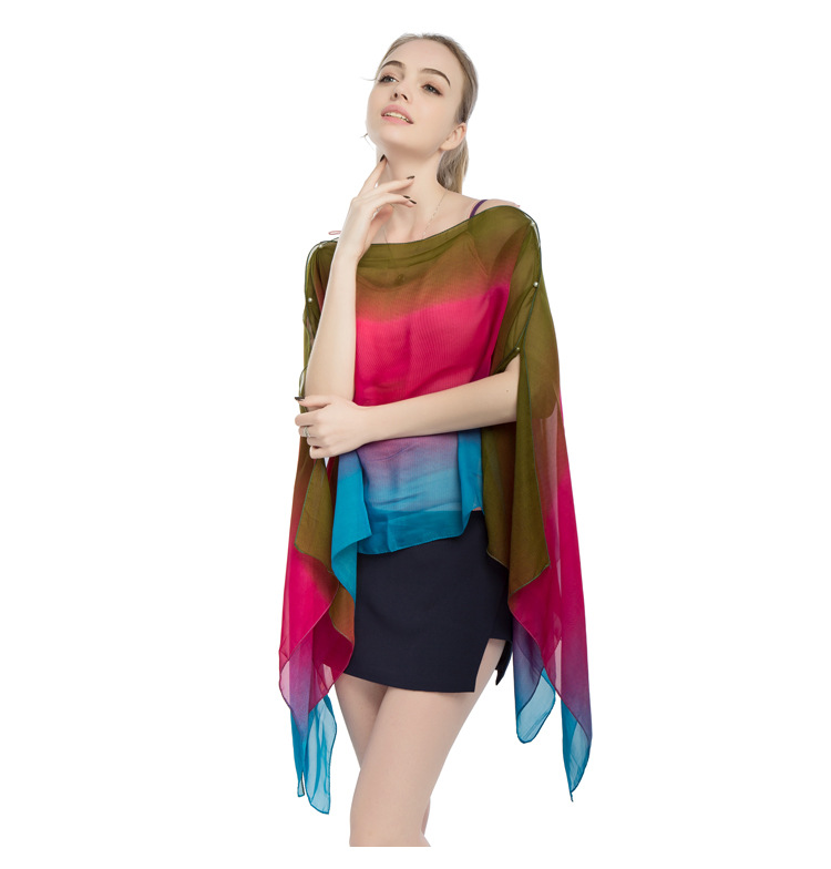 钉扣沙滩披肩 套头斗篷夏季防晒披肩厂家 女士围巾批