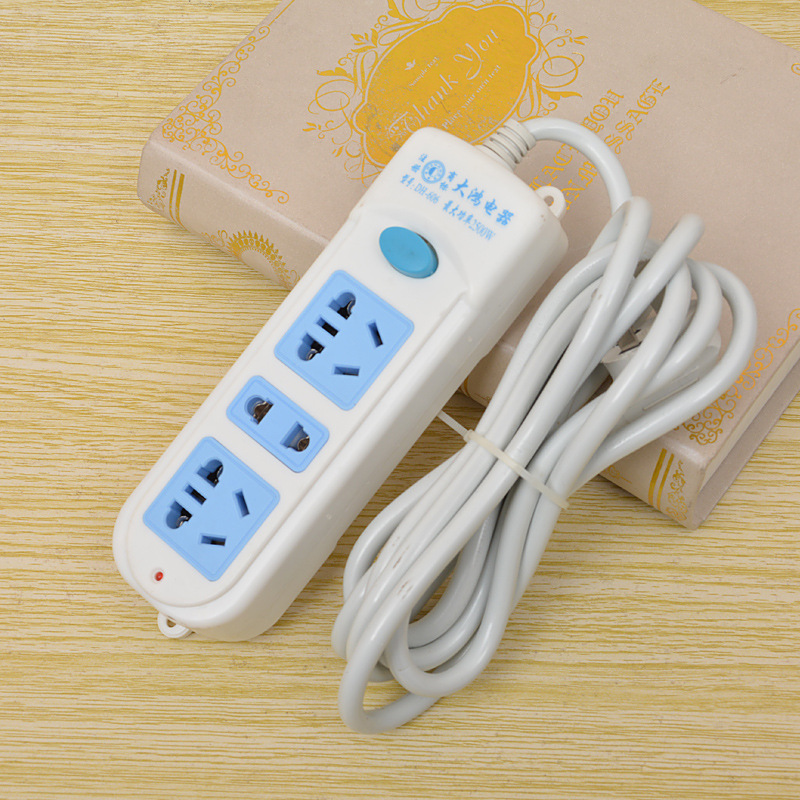 帶線插排廠家直銷三位12孔2.2米10A家用接線插座606插線板排插板