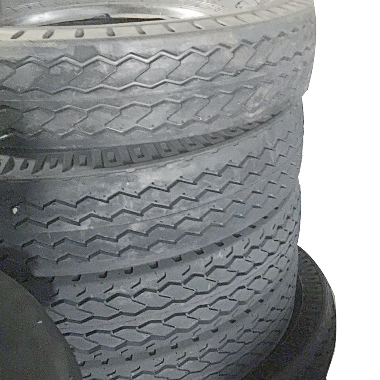 厂家直销7.00-15水曲花纹载重货车轮胎 尼龙斜交轮胎 耐磨