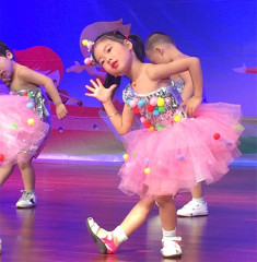 Children's Performance Clothes for Children's Day, Jazz Dance Princess Puffy Skirt, Modern Kindergarten Small Class Dance Performance Clothes 