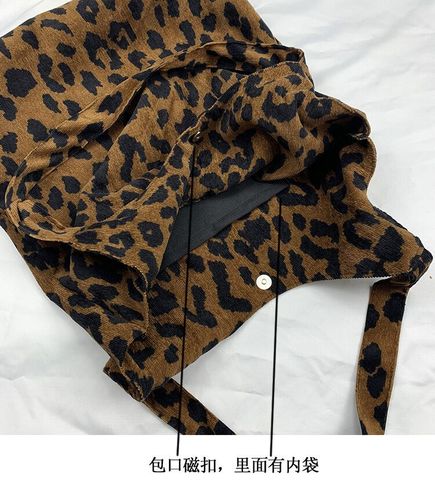 New Leopard Print Canvas Bag Women's Shoulder Versatile Chic Bag Ins Handbag Corduroy Leopard Print Bag