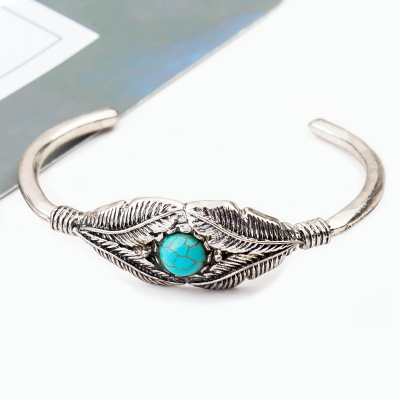 23g Weight No Inlaid Inlay Material Housewarming, Anniversary, Business, Wedding, Travel, Birthday, Festival Occasion Copper Material Leaf Pattern Women'S Gender Fashion Style Gold, Silver Color Copper Leaf No Inlaid Copper Bracelets 3