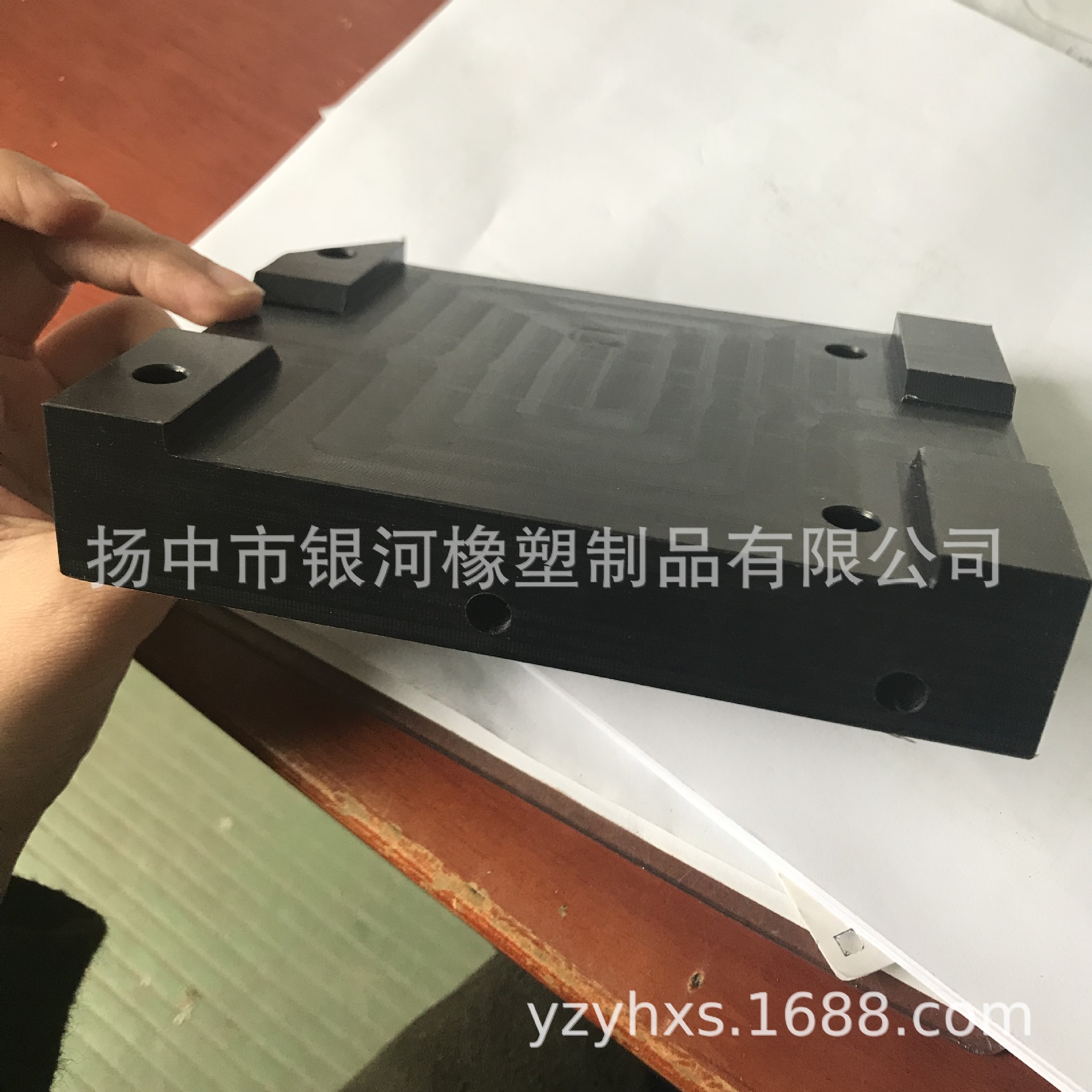 生产聚乙烯 自润滑 耐磨滑块 机械塑料配件 异形件加工