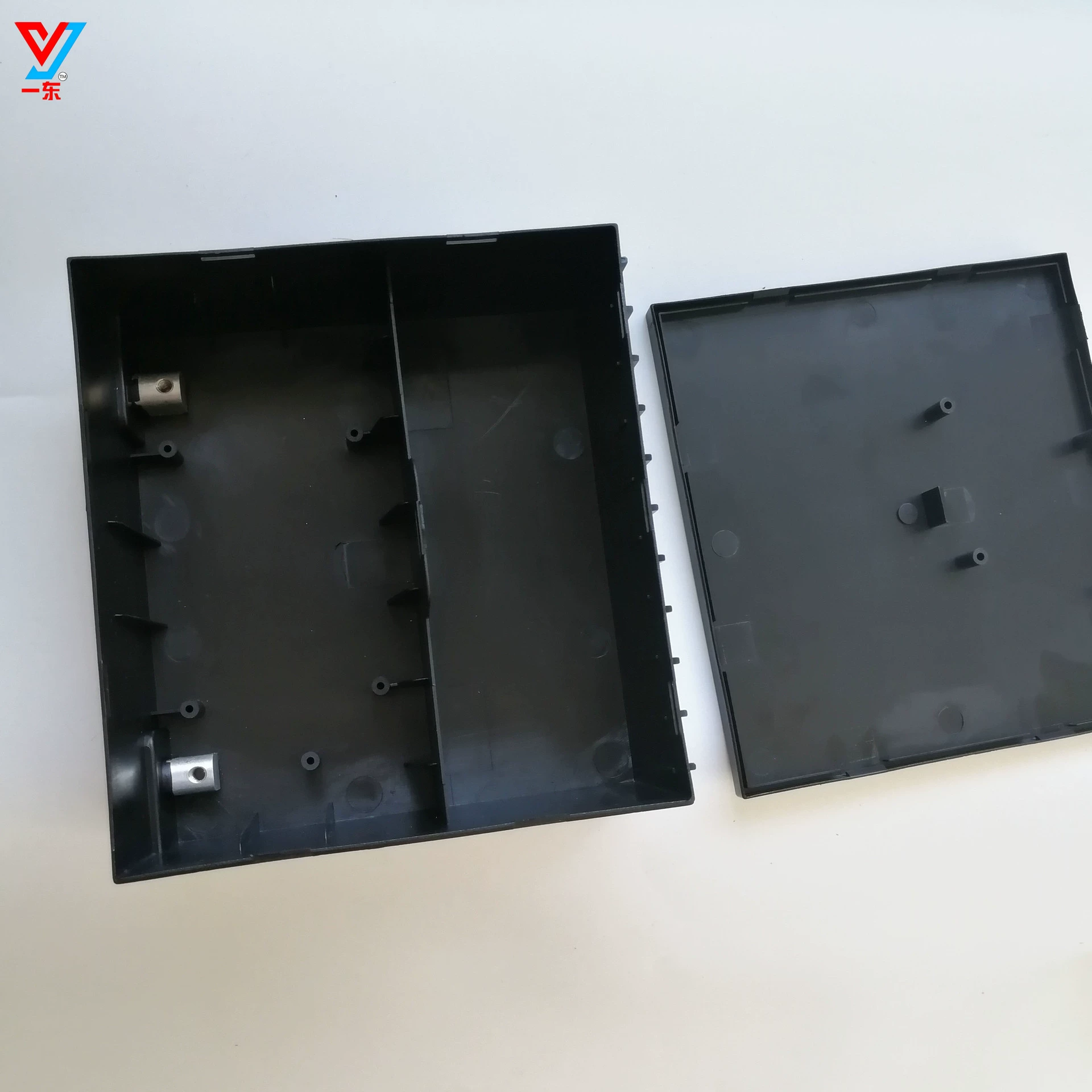 Пластиковый универсальный molds?