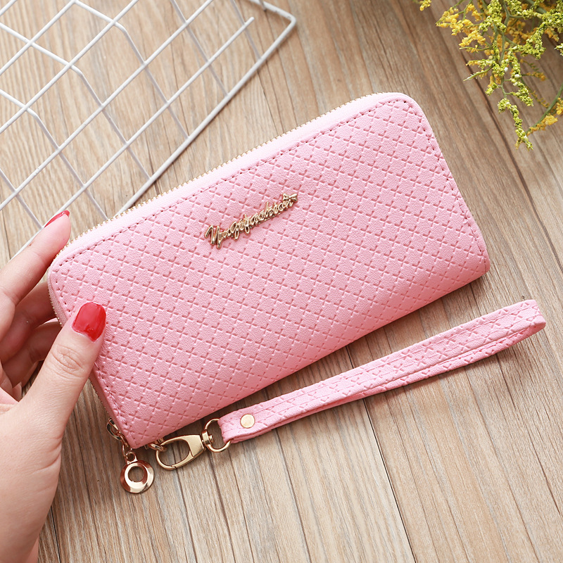 Korean-style Embossed Zipper Wallet display picture 4