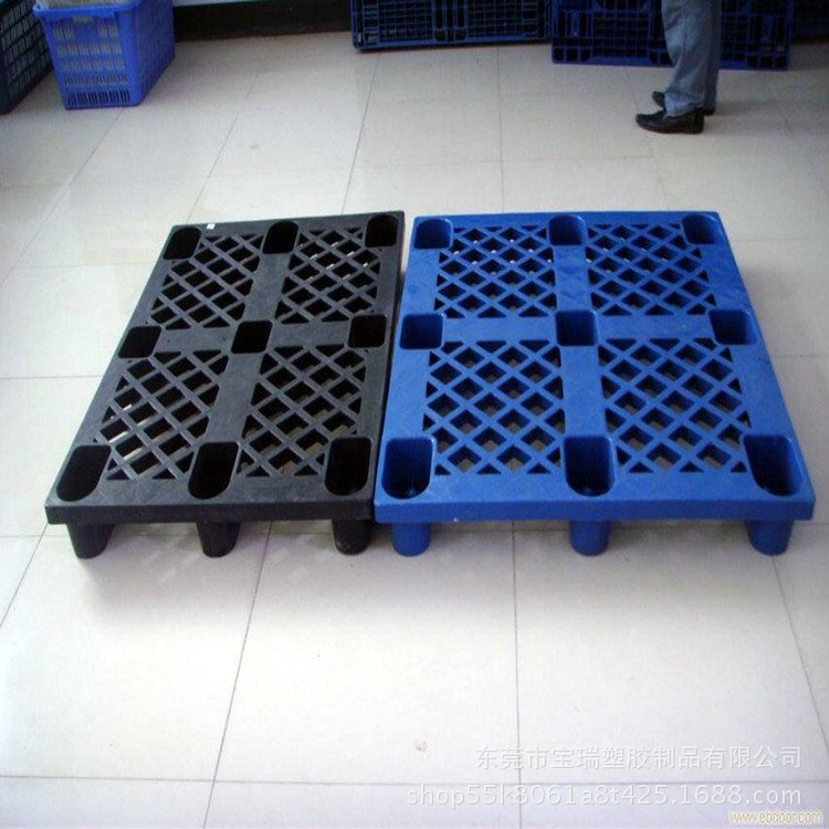 生产供应九脚网格地台板 塑料网格圆脚仓栈板 单面九脚套叠胶卡板