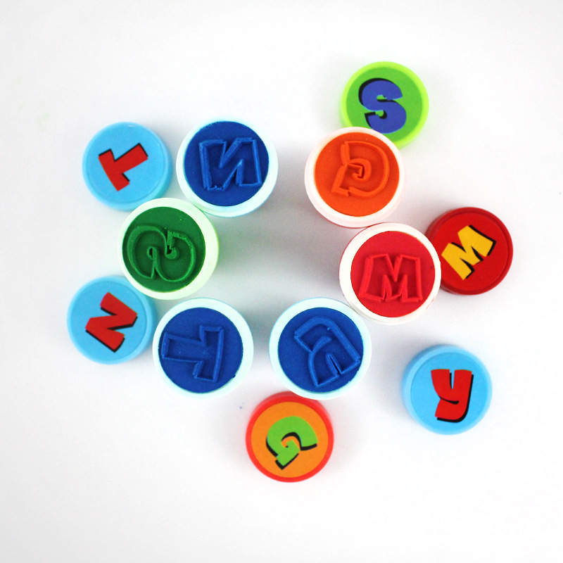 Zhang Qu niños 26 sellos digitales lindos sellos de dibujos animados de plástico pequeños sellos con varios patrones