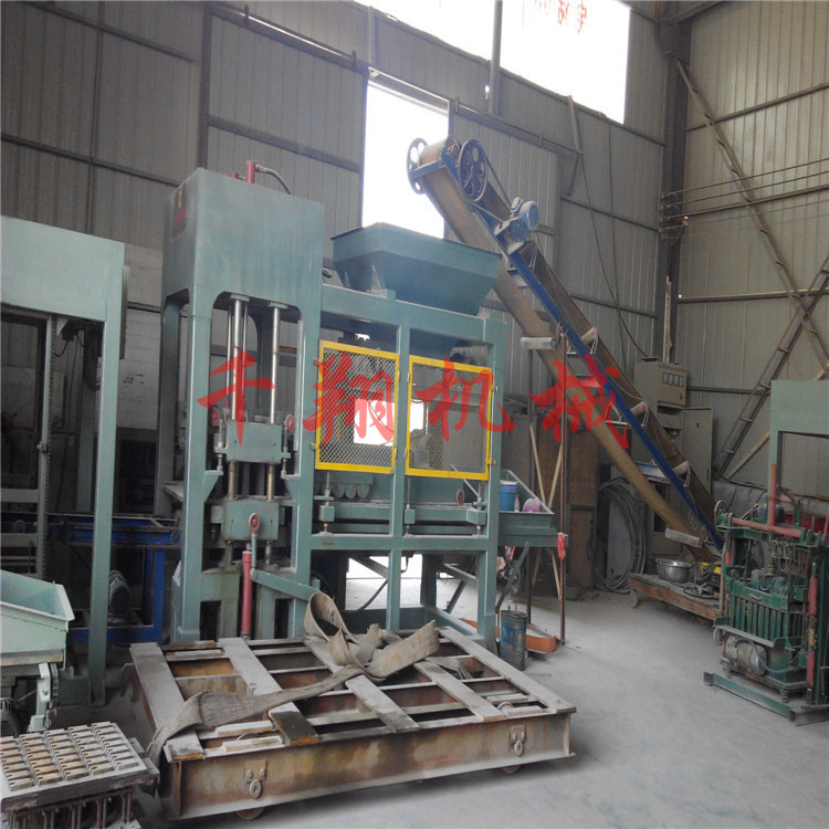 新型建材砖机设备