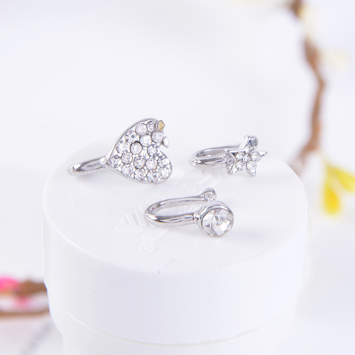 Fashion Star Heart Shape Alloy Inlay Artificial Diamond Women's Nose Ring 1 Piece display picture 5