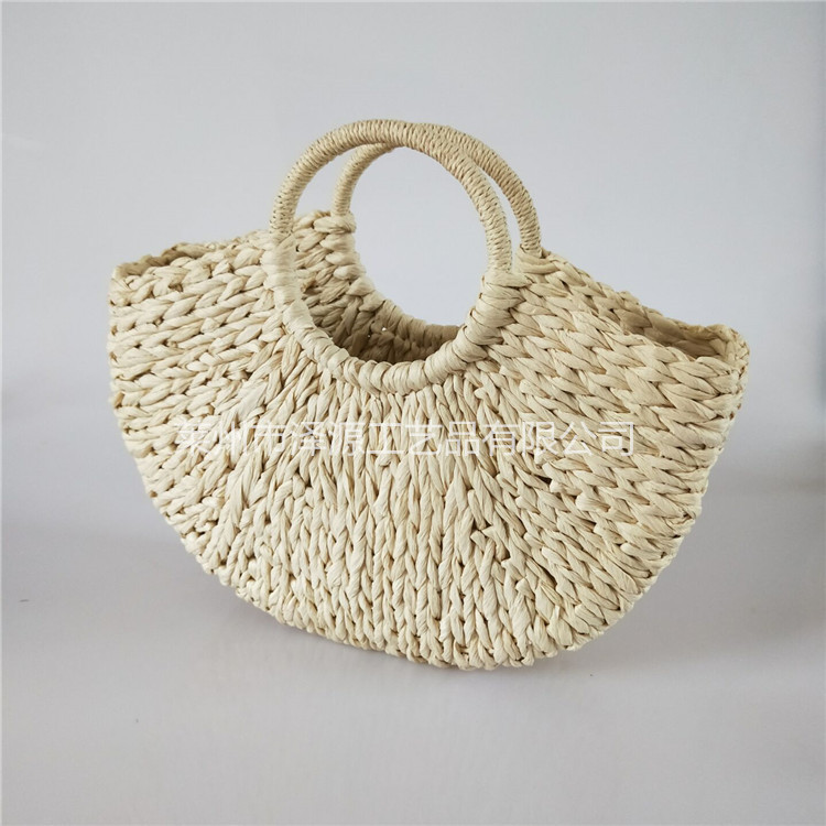 Women's Medium Vintage Style Straw Bag display picture 4