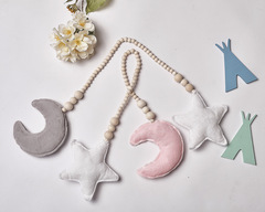 Ins Nordic Moon and Pentagram Wooden Bead Chandelier Decor for Children's Room Baby Crib Photography Prop Soft Furnishings